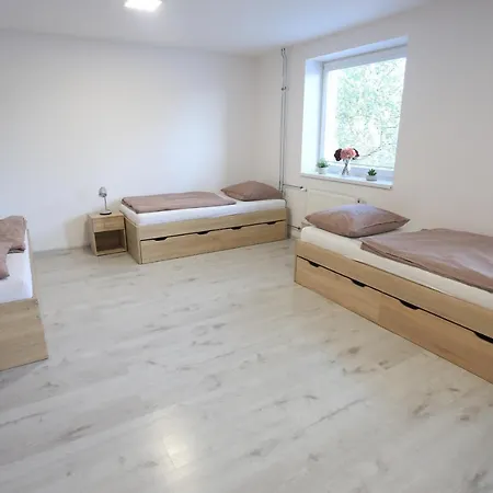 Relax Center Hostel Berente