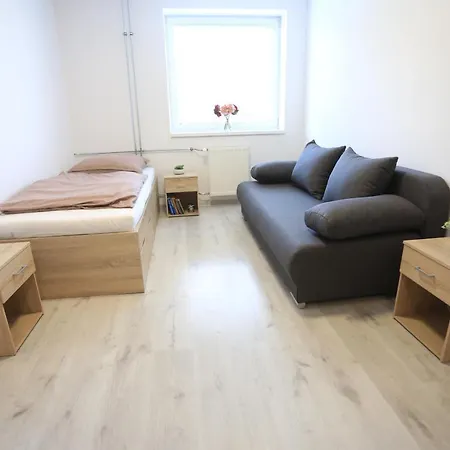 Relax Center Hostel Berente