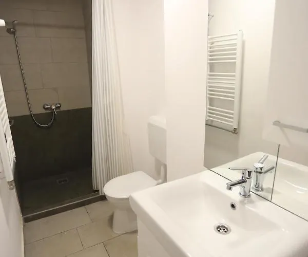 Relax Center Hotel *